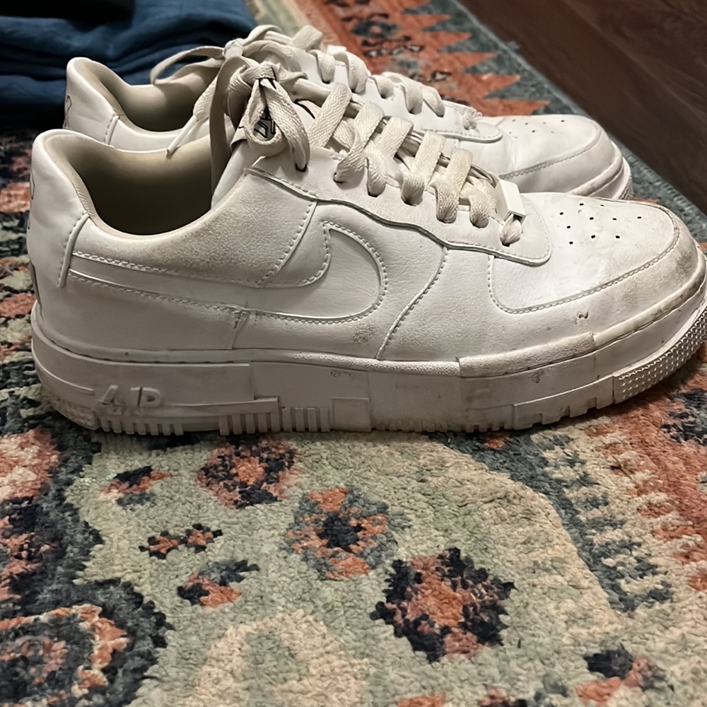 Air forces - Picture 4 of 5